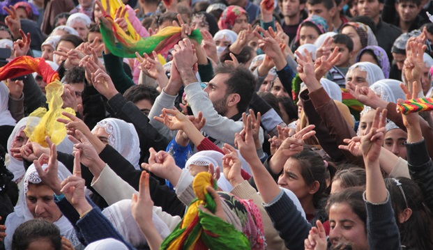 HDP Adana'da adaylarını şölenle tanıttı