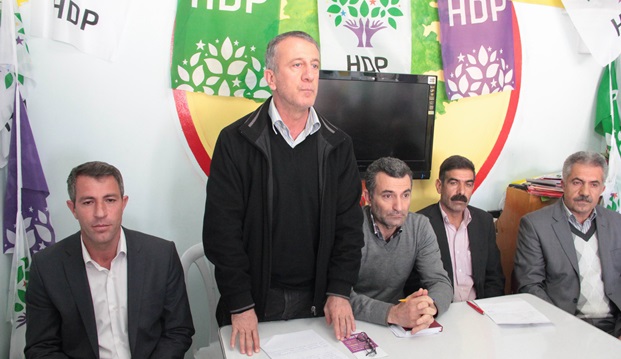 HDP Osmaniye adayları halkla buluştu