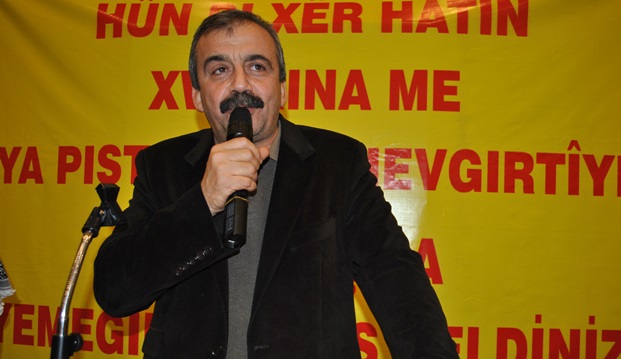 Sırrı Süreyya Önder, Adıyaman'da aday tanıtımı toplantısında