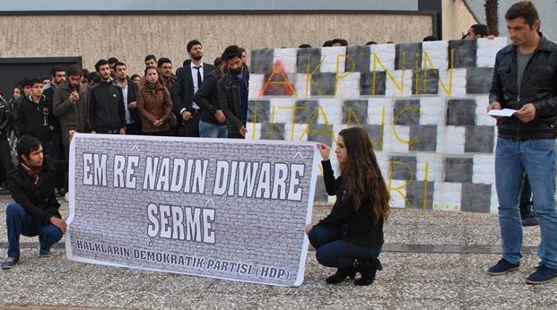 Denizli'de "Utanç Duvarı" Yıkıldı!
