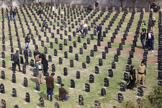 Halepçe ve Beyazıt Katliamlarını Unutmadık, Unutmayacağız.