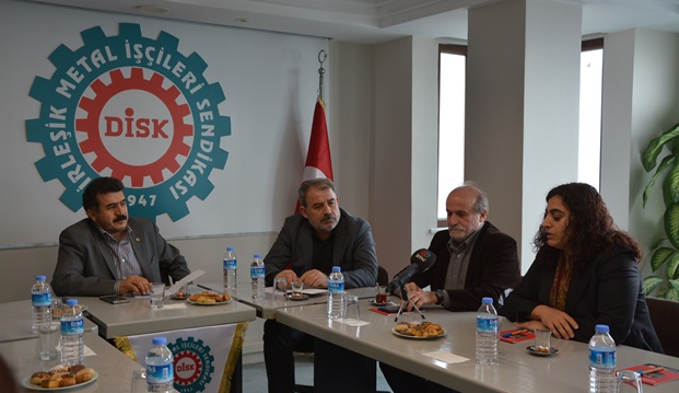 Eş Sözcülerimiz: HDK, Birleşik Metal İş grevine her tür desteği verecek