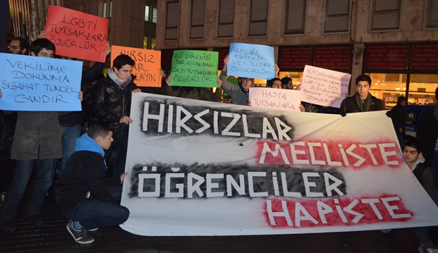 HDK'li Gençlerden siyasi tutuklamalara ve Tuncel hakkındaki karara ilişkin açıklama