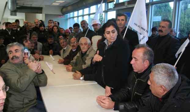 HDP Eşbaşkanı Sebahat Tuncel'den Feniş işçilerine ziyaret