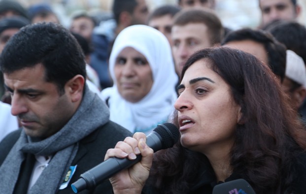 Yüksekova'da cenaze töreni
