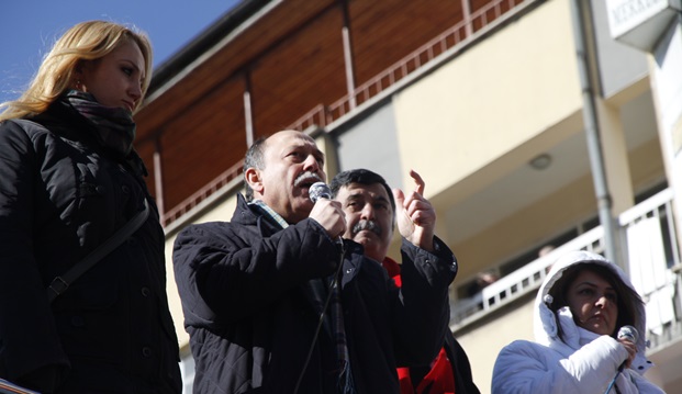 Tüzel: Katillerin yakasını bırakmayacağız