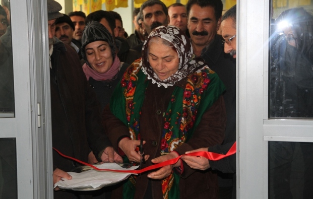 HDP Varto İlçe binasını düzenlenen törenle açtı