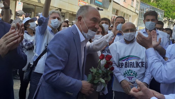 Sedat Şenoğlu: HDP kendi gündemini yaratmalıydı, bu başarıldı