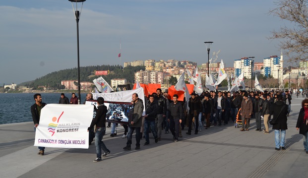 Çanakkale'de HDK Gençlik Meclisi, katliamları lanetledi